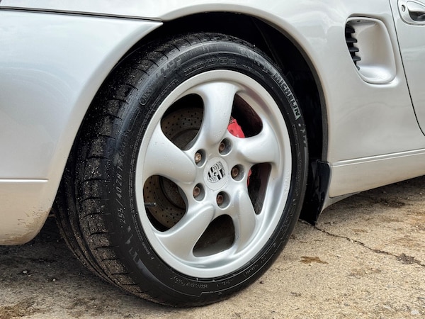 Used Porsche Boxster 2002 for sale - 76042426: Photo 25