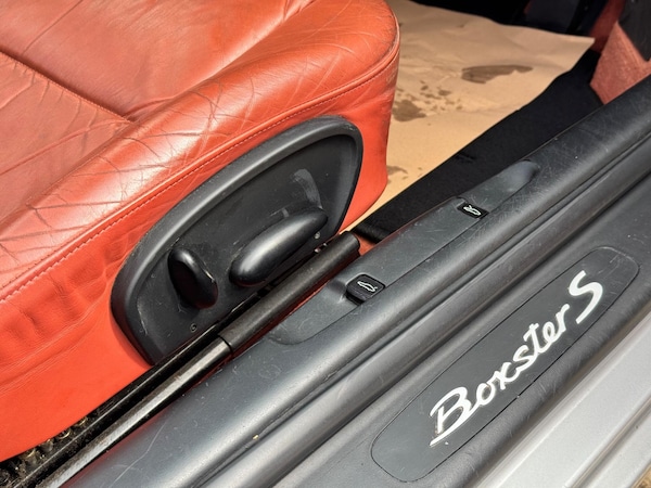 Used Porsche Boxster 2002 for sale - 76042426: Photo 28