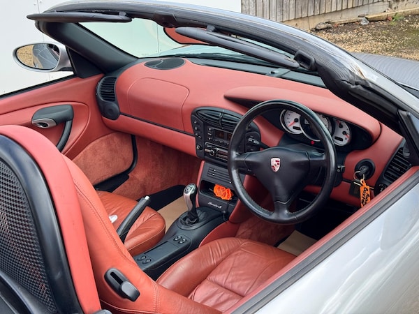 Used Porsche Boxster 2002 for sale - 76042426: Photo 5