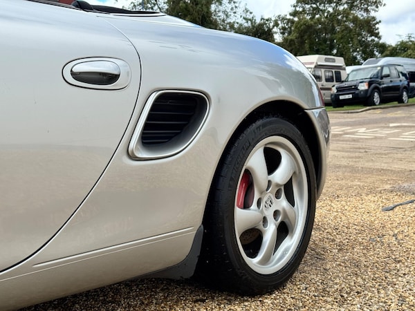 Used Porsche Boxster 2002 for sale - 76042426: Photo 9