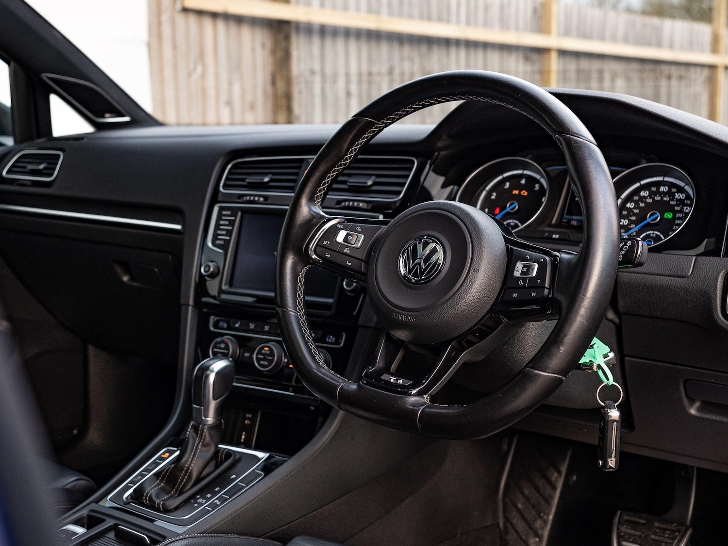 Used Volkswagen Golf 2016 for sale - 77229845: Photo 34