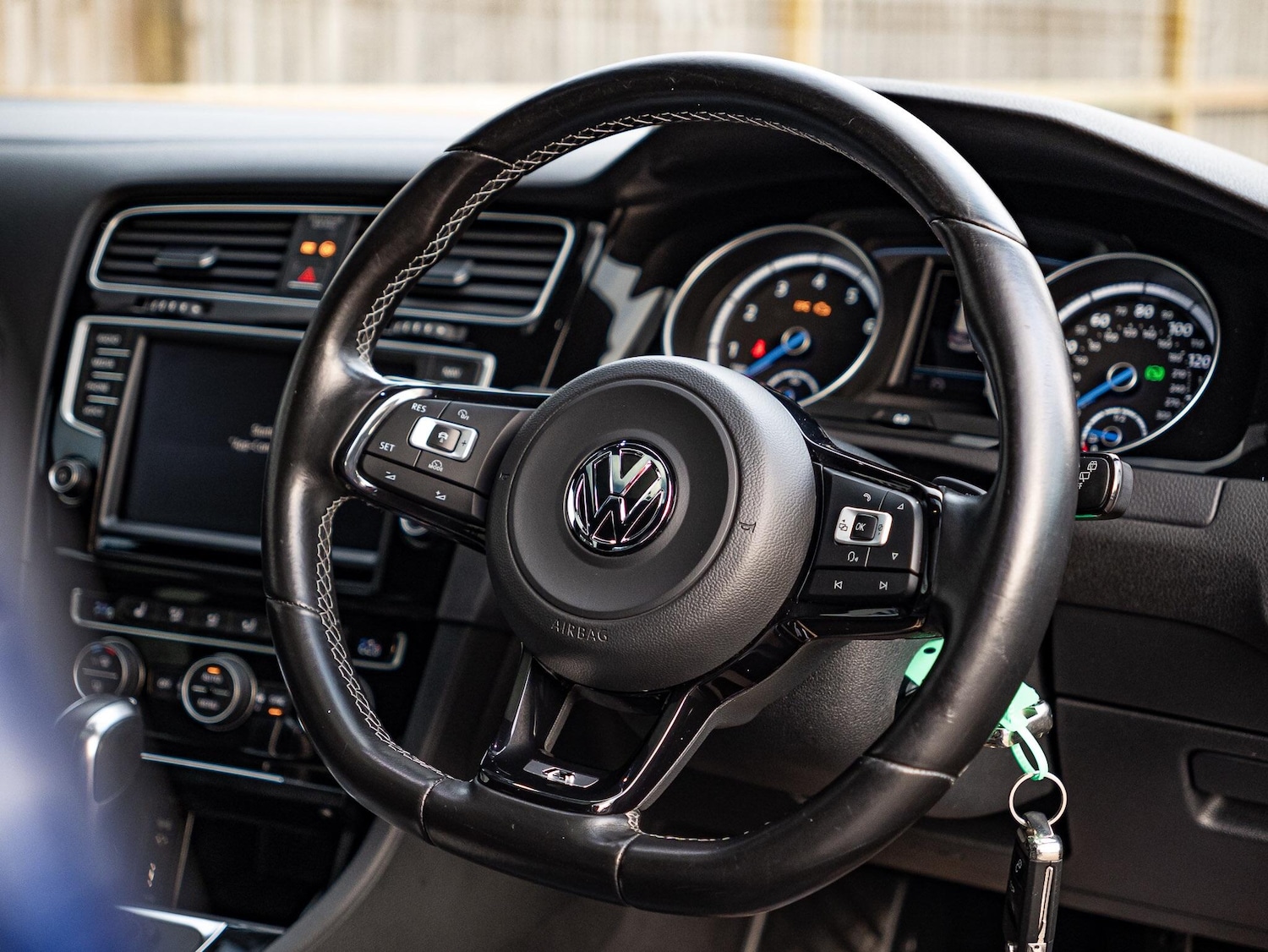 Used Volkswagen Golf 2016 for sale - 77229845: Photo 36