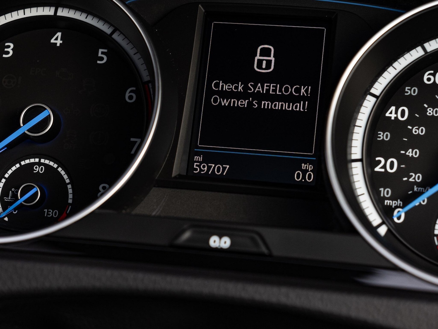 Used Volkswagen Golf 2016 for sale - 77229845: Photo 38