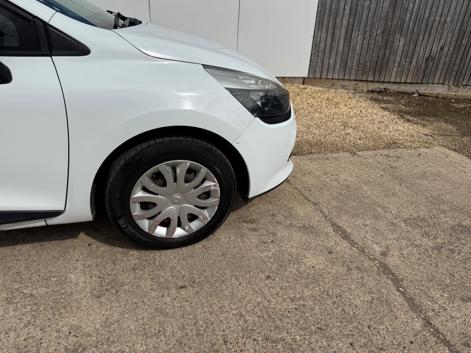 Used Renault Clio for sale - 77722834: Photo 20