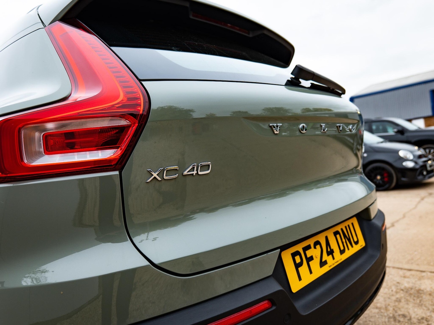 Used Volvo XC40 2024 for sale - 76270519: Photo 13