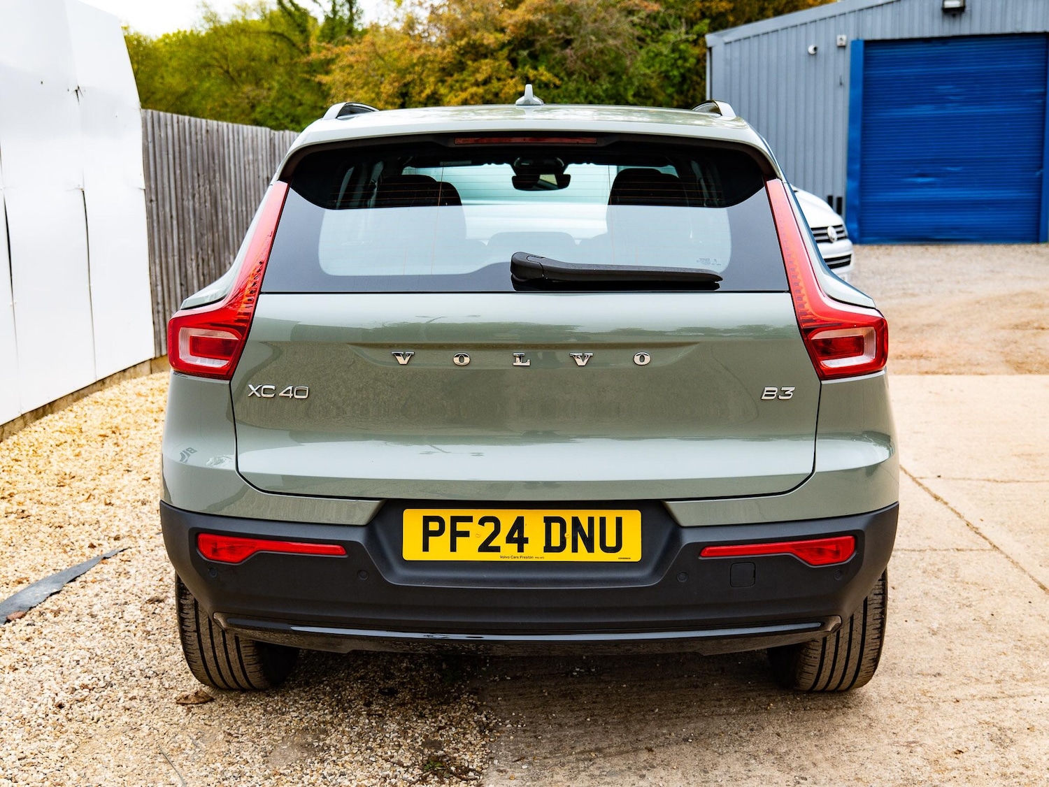 Used Volvo XC40 2024 for sale - 76270519: Photo 4