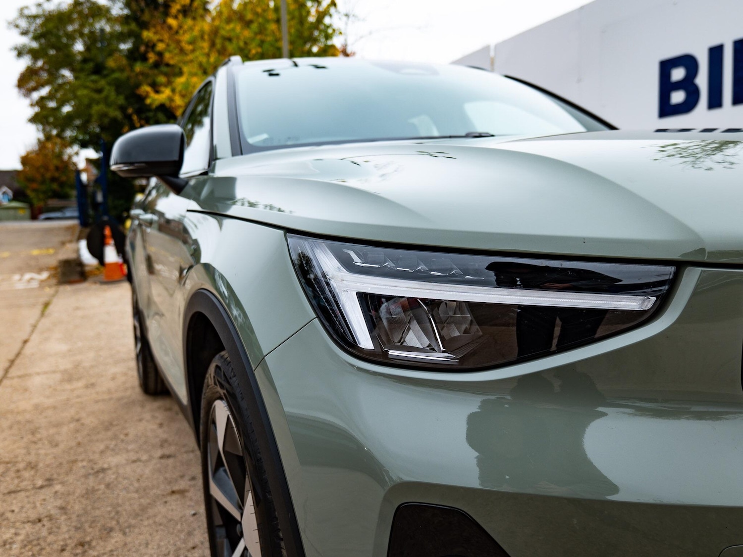 Used Volvo XC40 2024 for sale - 76270519: Photo 8