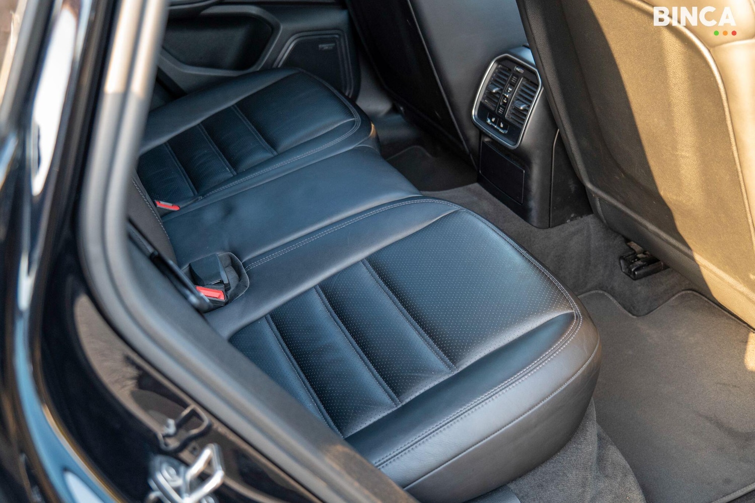 Used Porsche Macan 2015 for sale - 77838544: Photo 19