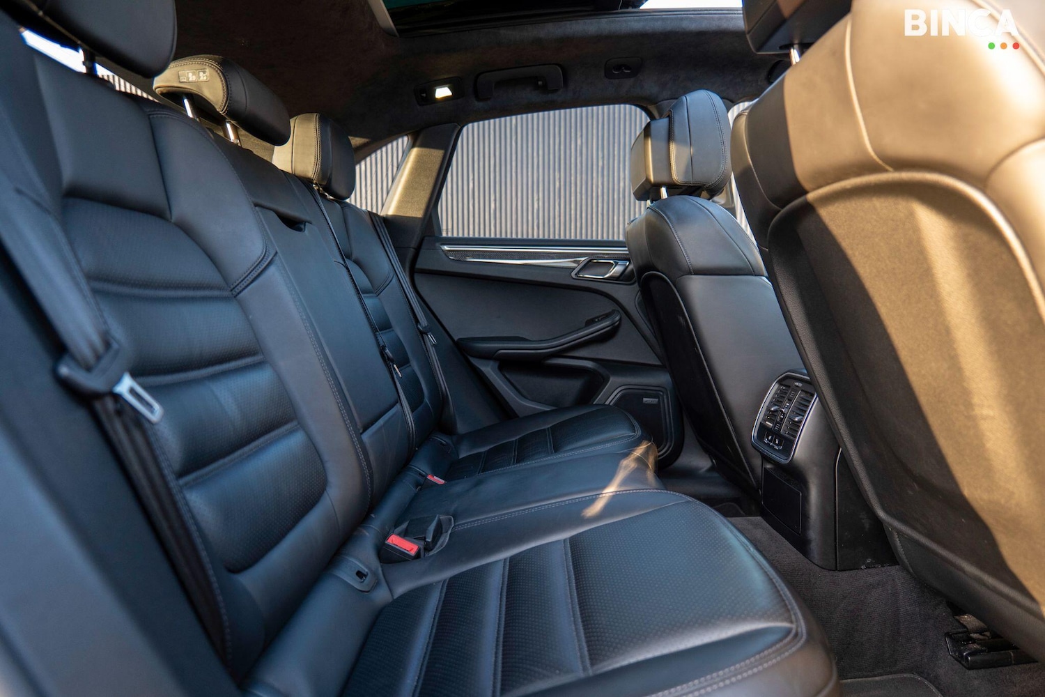 Used Porsche Macan 2015 for sale - 77838544: Photo 21