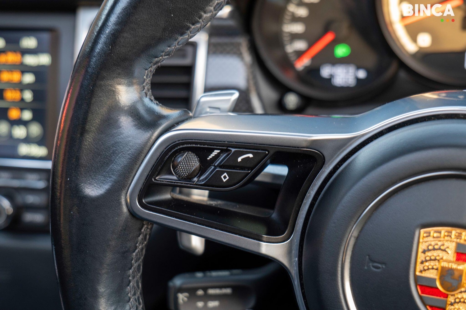 Used Porsche Macan 2015 for sale - 77838544: Photo 32