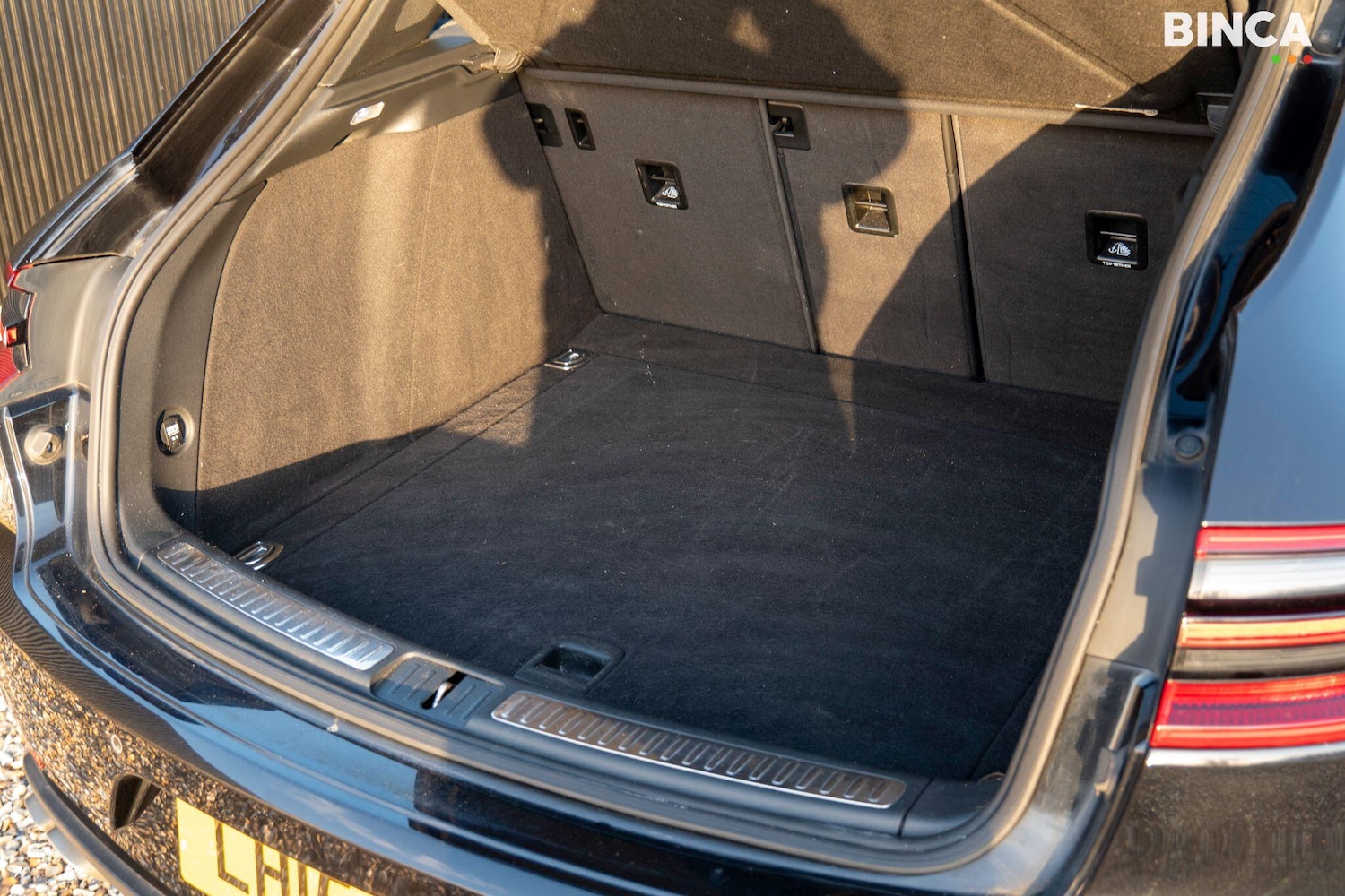 Used Porsche Macan 2015 for sale - 77838544: Photo 49