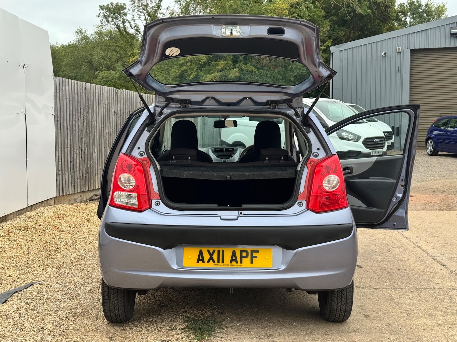 Vehicle 33