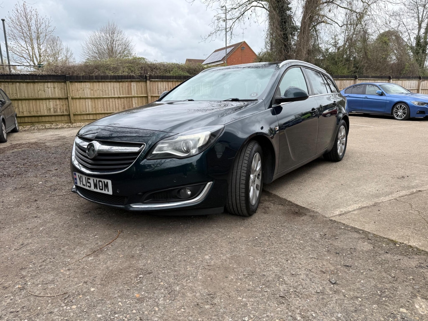 Used Vauxhall Insignia 2015 for sale - 78101320: Photo 2