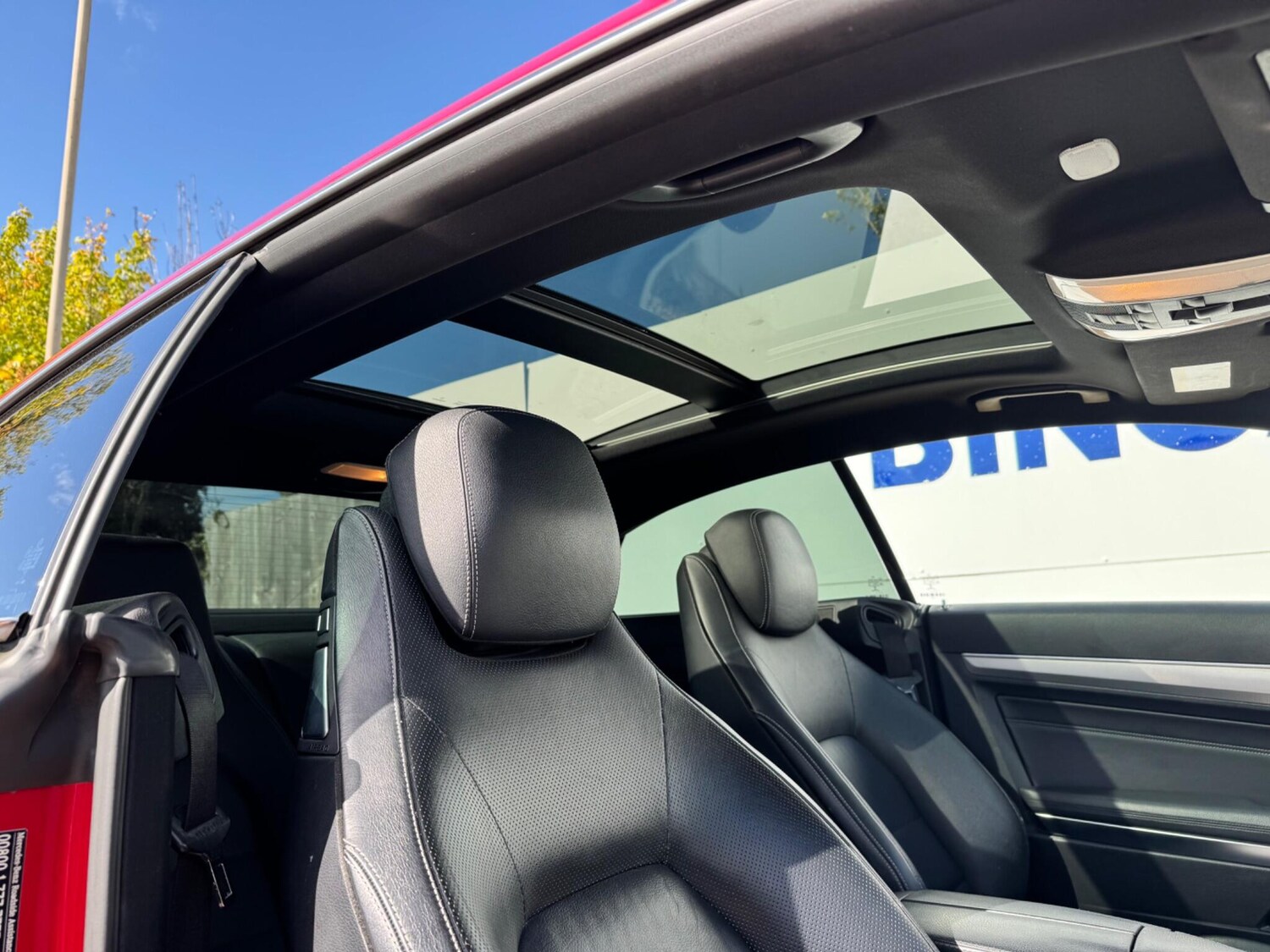 Used Mercedes-Benz E Class 2014 for sale - 75915860: Photo 31