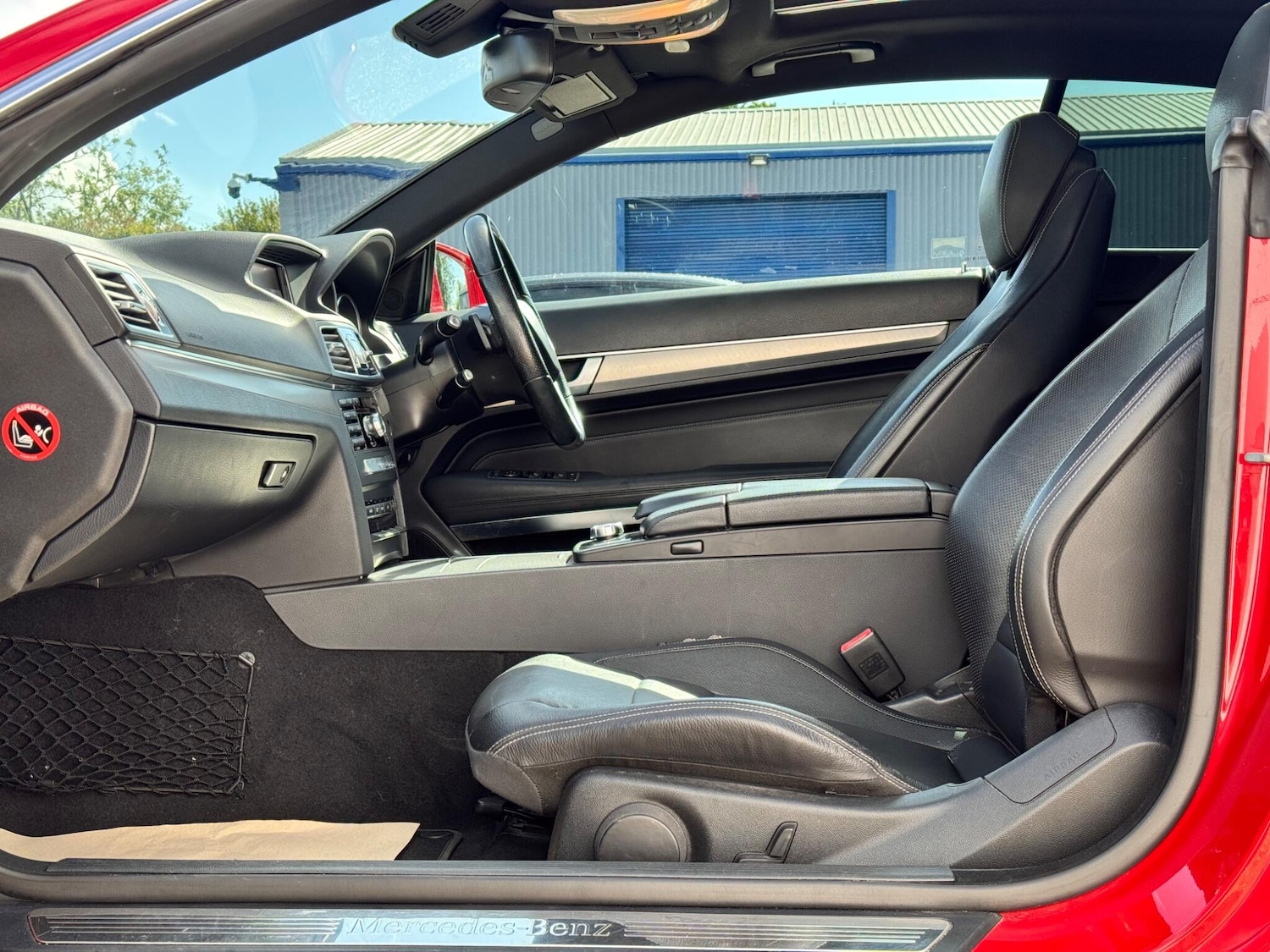 Used Mercedes-Benz E Class 2014 for sale - 75915860: Photo 39