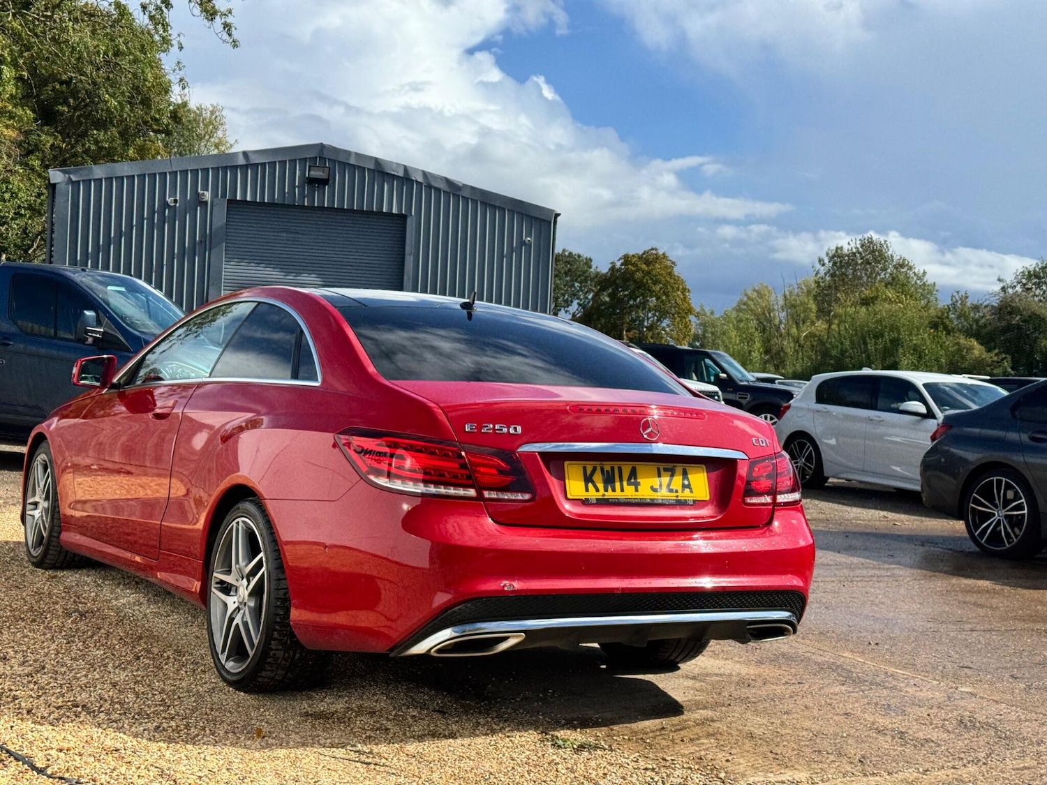 Used Mercedes-Benz E Class 2014 for sale - 75915860: Photo 8