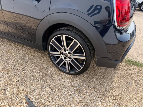 Used MINI Hatch 2021 for sale - 75520230: Photo 14