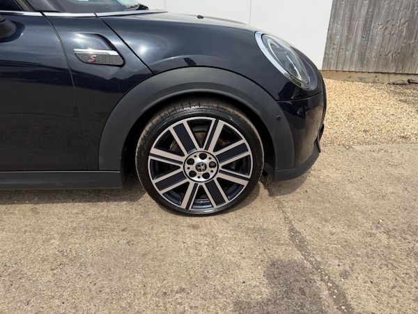 Used MINI Hatch 2021 for sale - 75520230: Photo 16