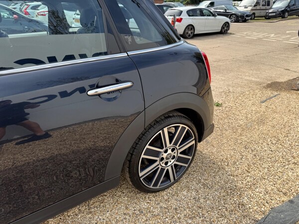 Used MINI Hatch 2021 for sale - 75520230: Photo 2