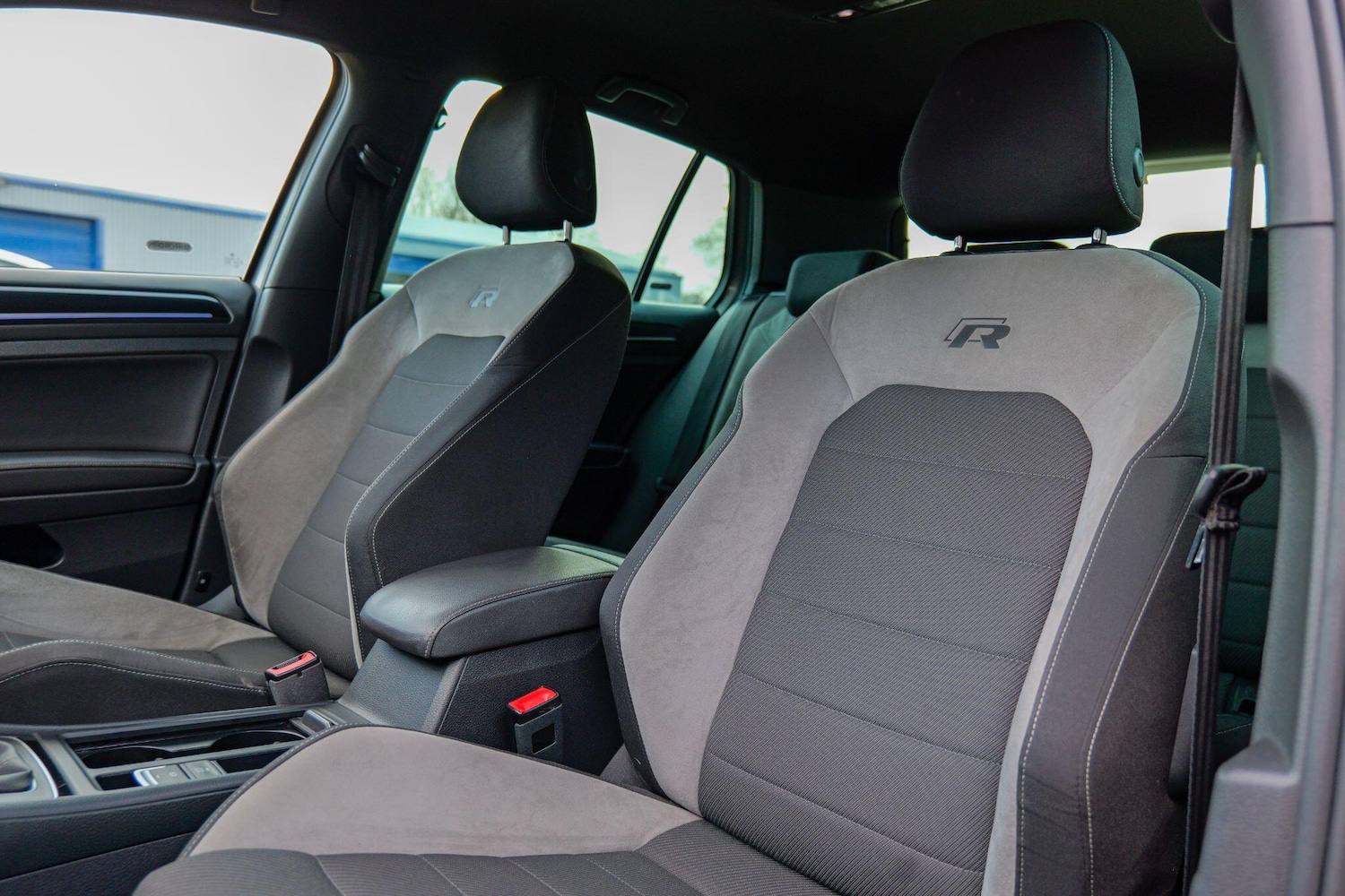 Used Volkswagen Golf 2015 for sale - 77625280: Photo 39