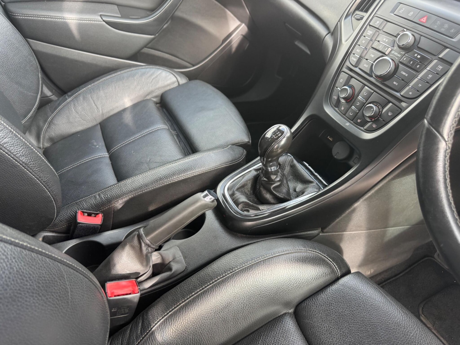 Used Vauxhall Astra 2015 for sale - 76441098: Photo 26