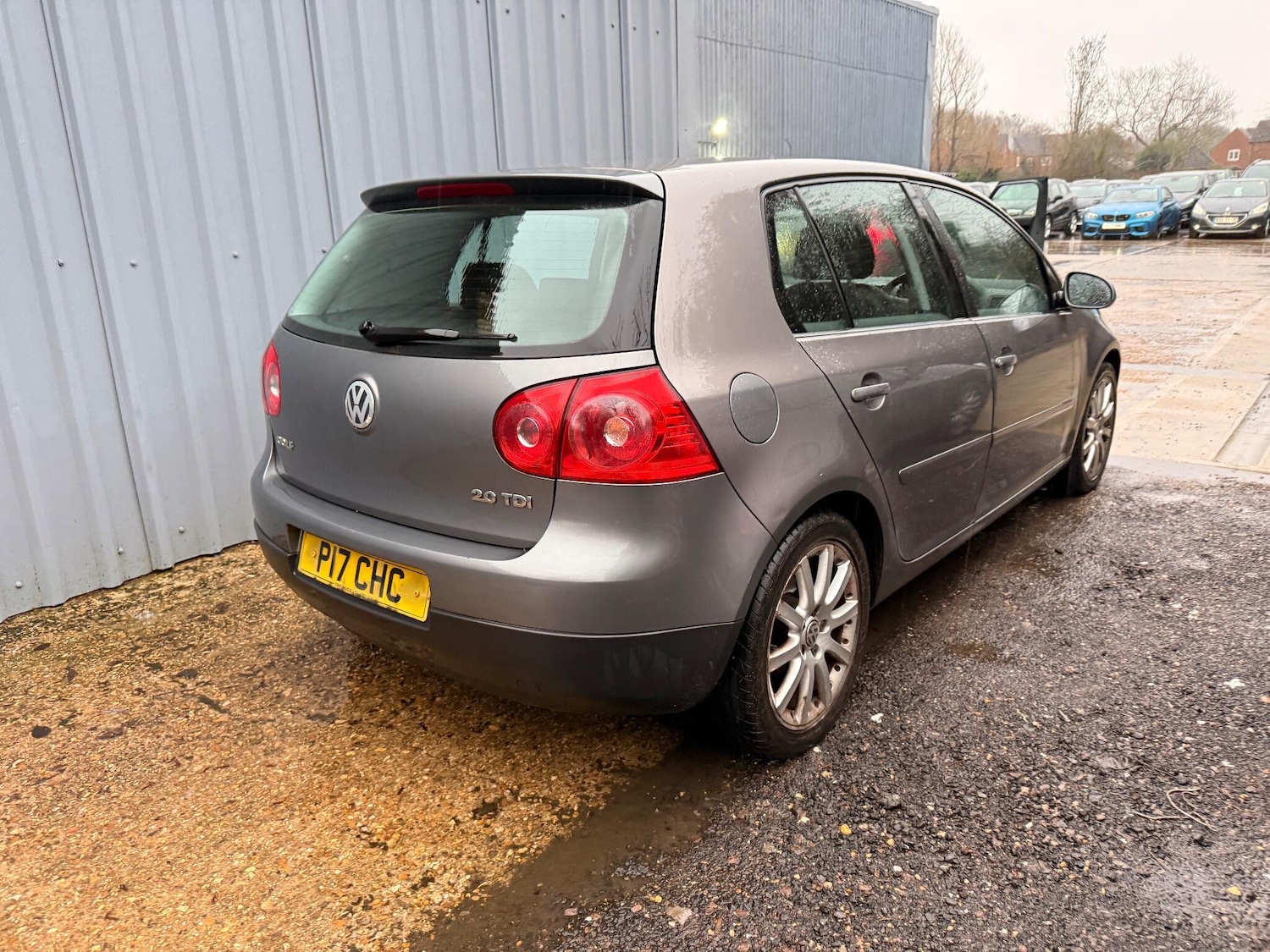 Used Volkswagen Golf 2005 for sale - 77215675: Photo 2
