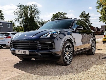 Used Porsche Cayenne 2018 for sale - 78809740: Photo