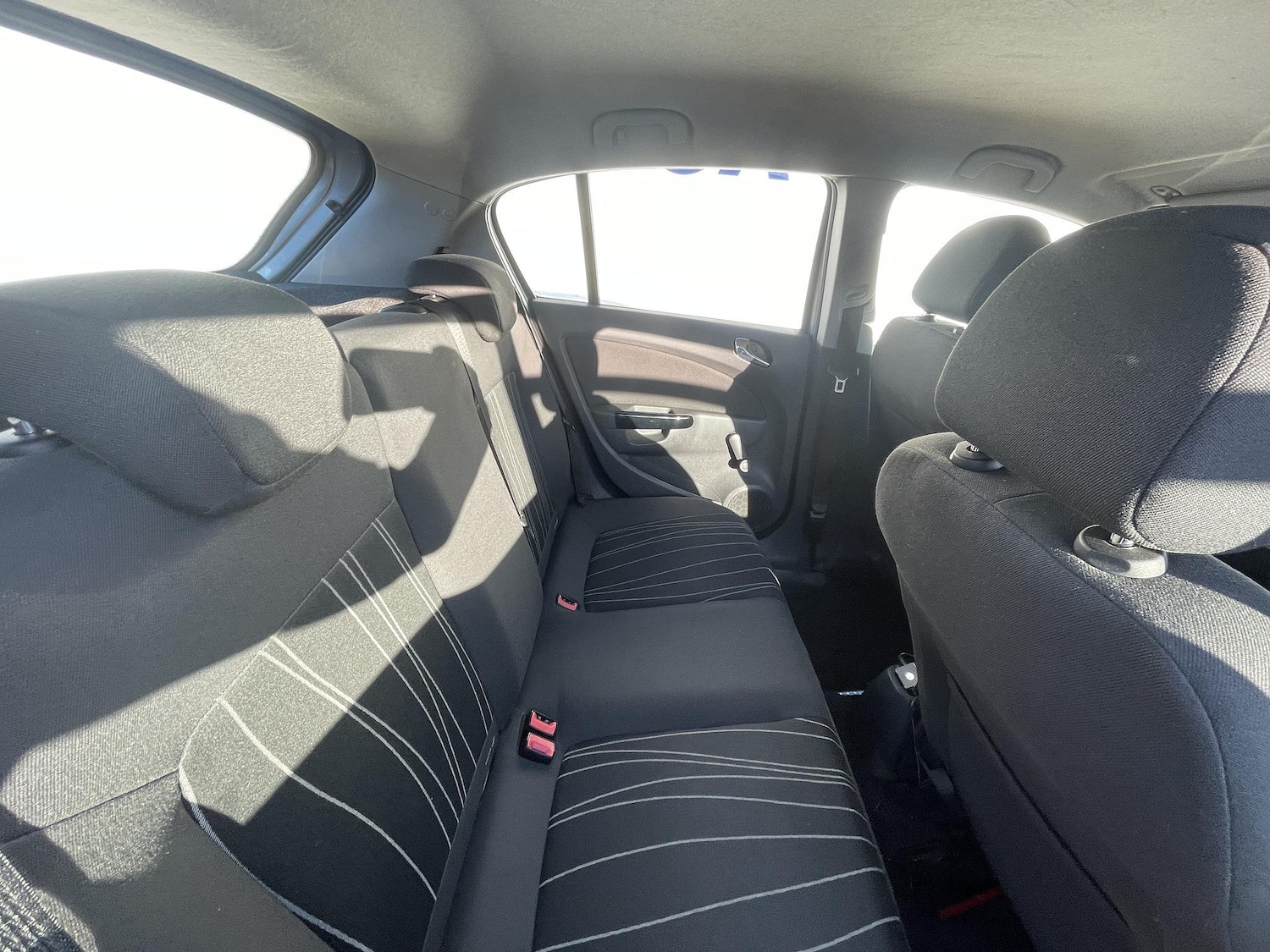 Used Vauxhall Corsa 2010 for sale - 76688716: Photo 17