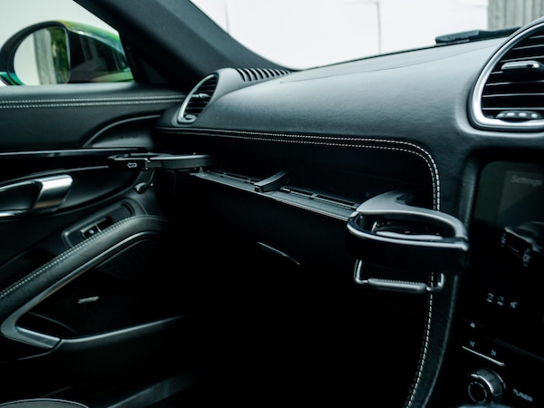 Used Porsche 718 Cayman 2017 for sale - 75589219: Photo 26