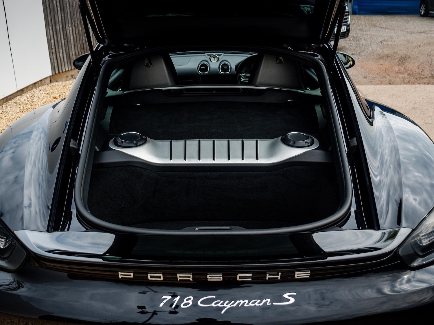 Used Porsche 718 Cayman 2017 for sale - 75589219: Photo 33