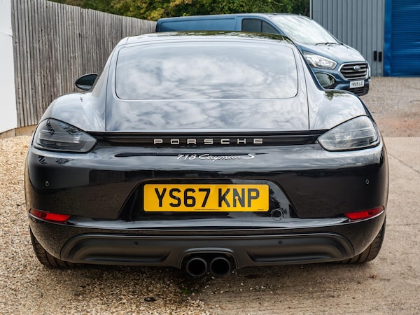 Used Porsche 718 Cayman 2017 for sale - 75589219: Photo 6