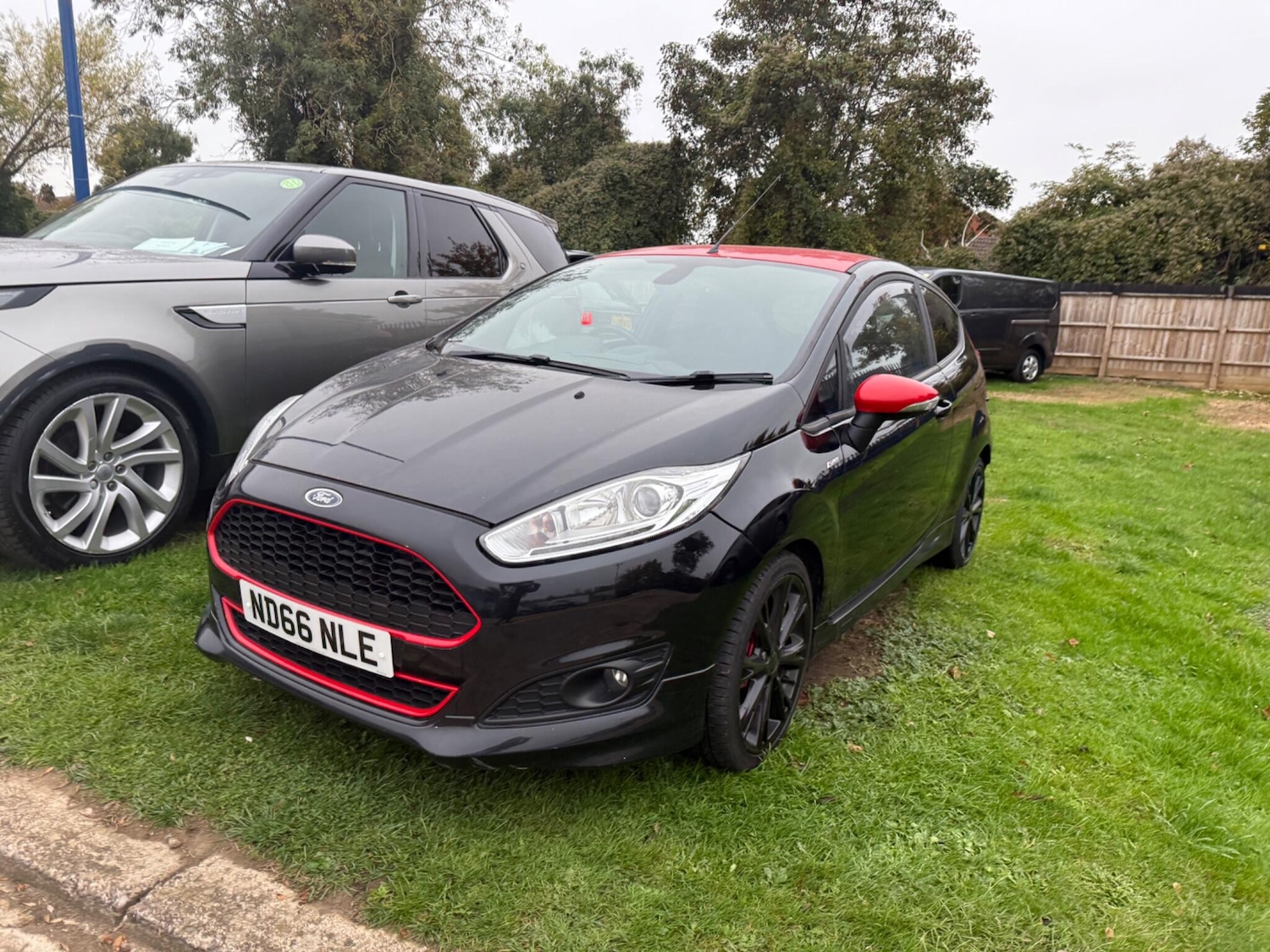 Used Ford Fiesta 2016 for sale - 76282633: Photo 2