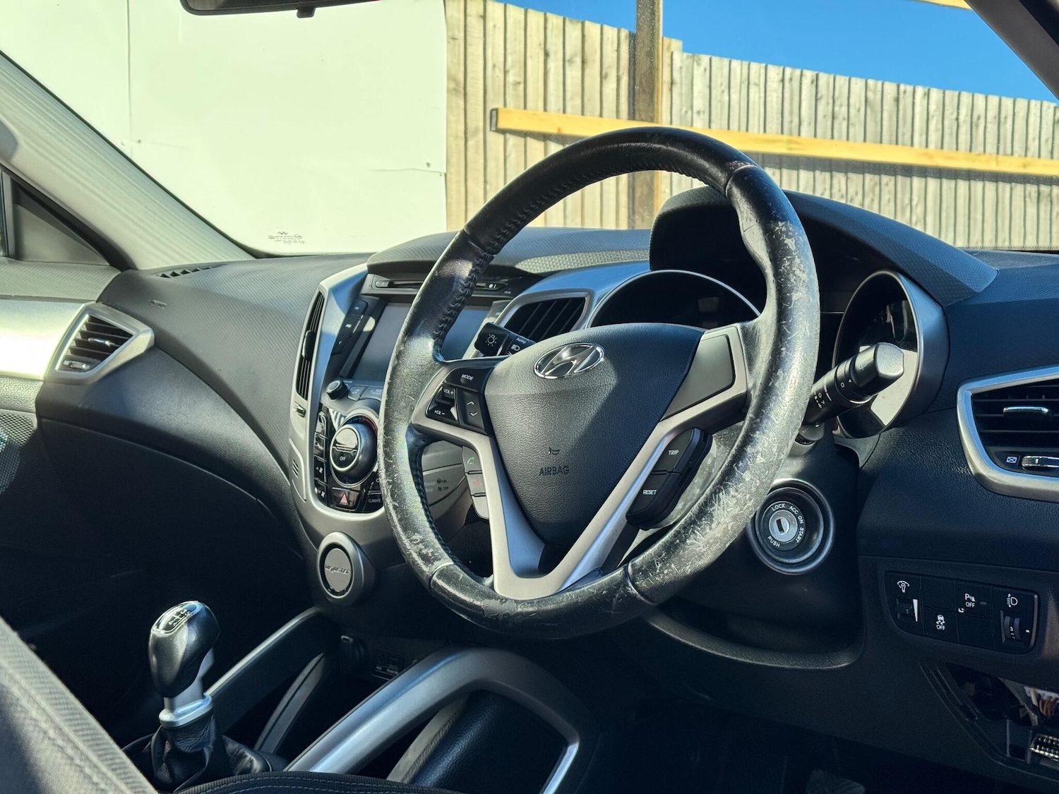 Used Hyundai Veloster 2012 for sale - 77040656: Photo 22