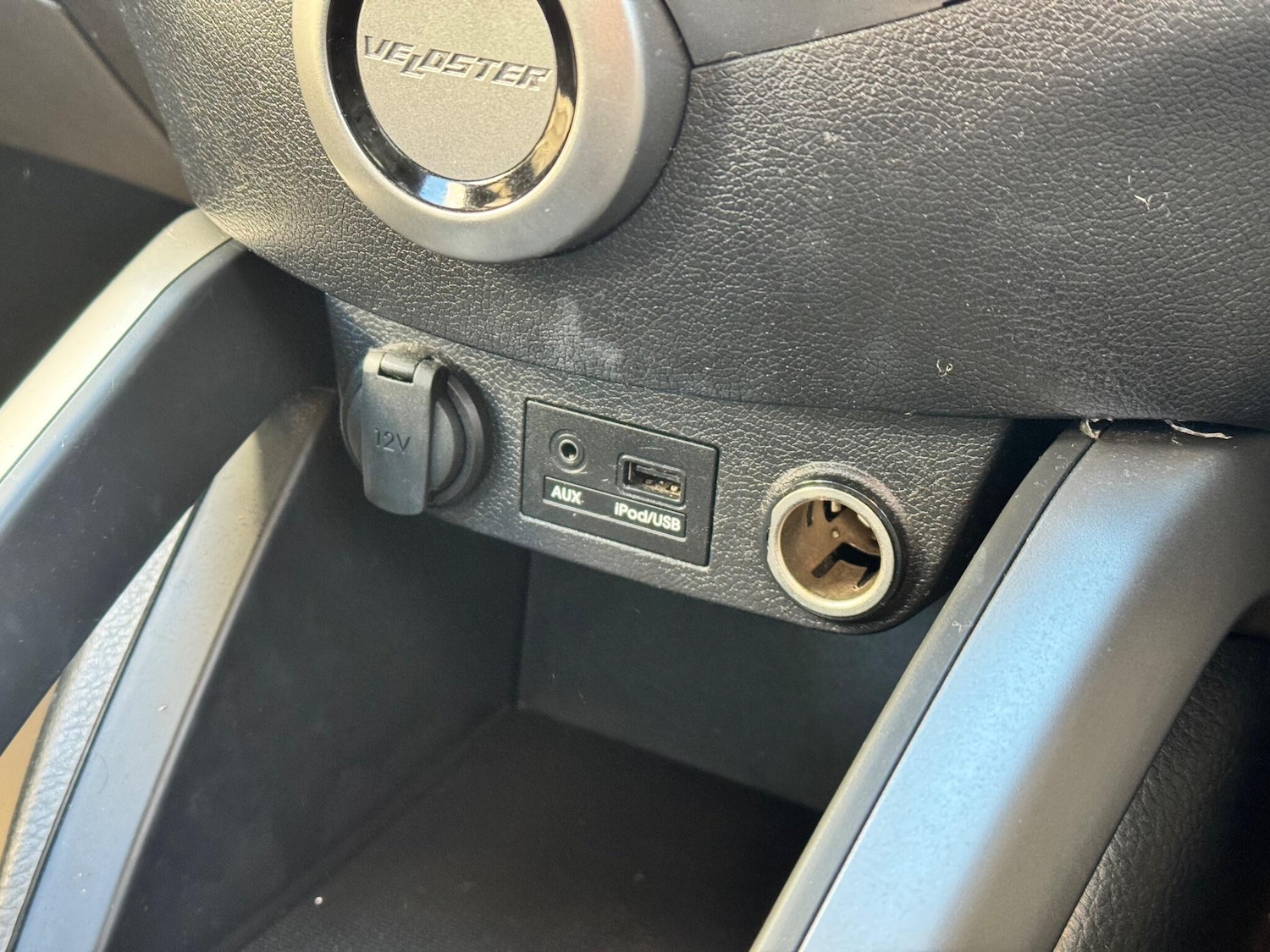 Used Hyundai Veloster 2012 for sale - 77040656: Photo 27