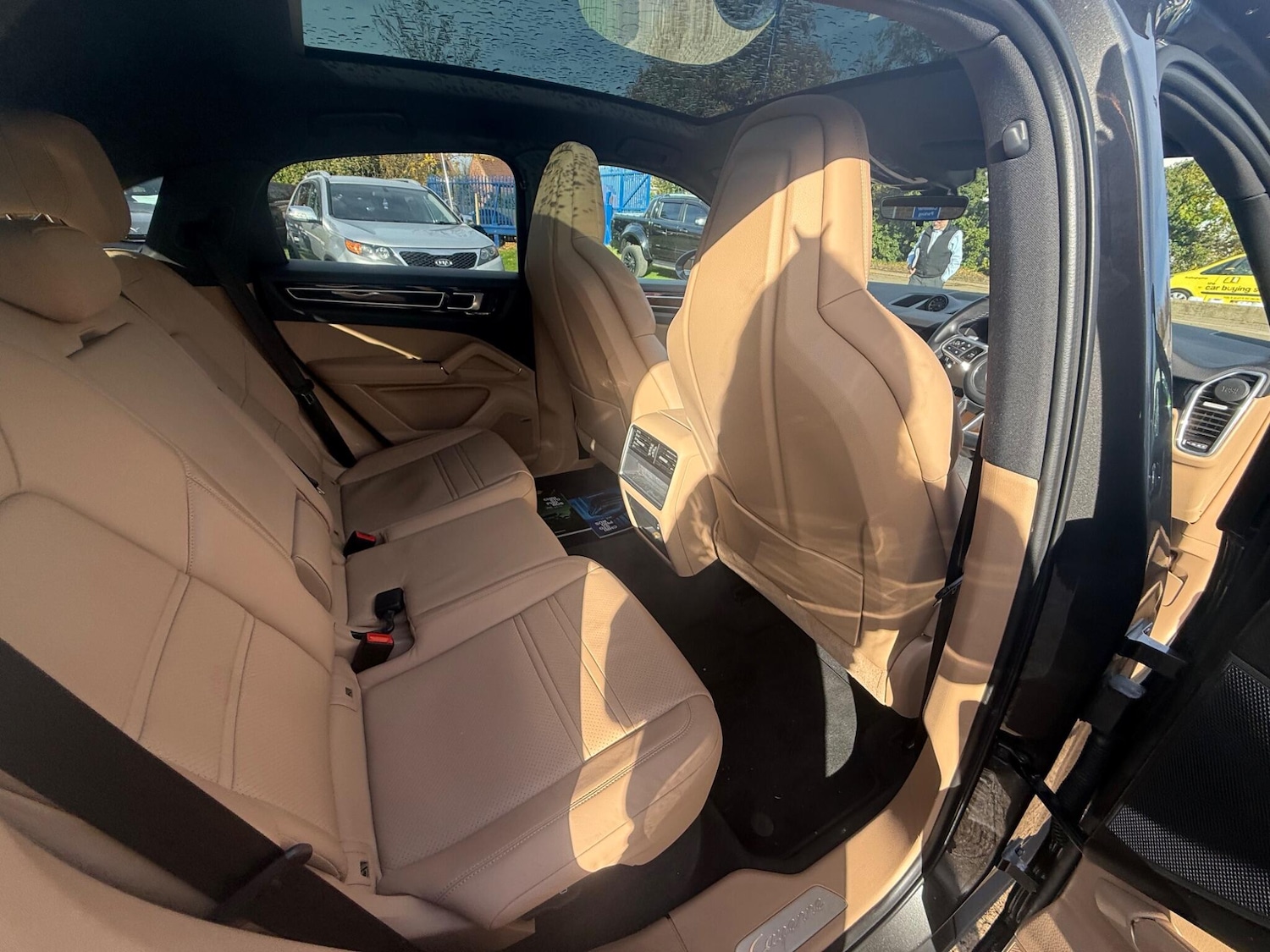 Used Porsche Cayenne 2021 for sale - 76398617: Photo 10