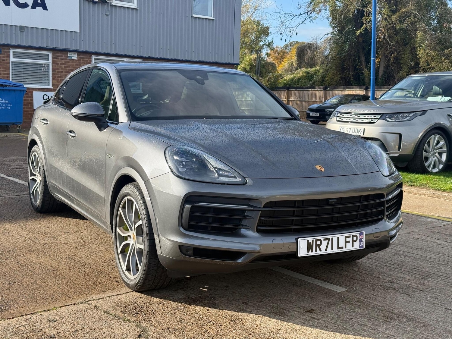 Used Porsche Cayenne 2021 for sale - 76398617: Photo 2
