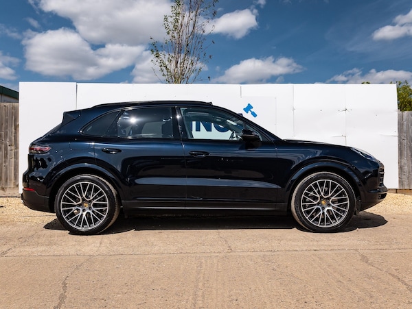 Used Porsche Cayenne 2018 for sale - 75540040: Photo 4