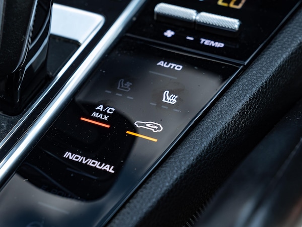 Used Porsche Cayenne 2018 for sale - 75540040: Photo 50