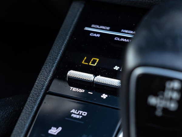 Used Porsche Cayenne 2018 for sale - 75540040: Photo 52