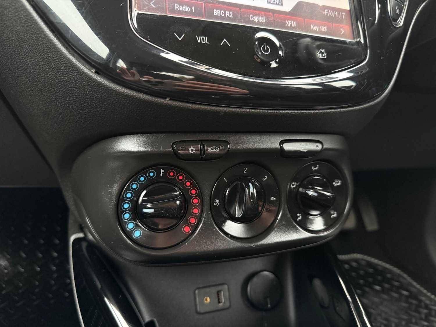 Used Vauxhall ADAM 2015 for sale - 77853537: Photo 23