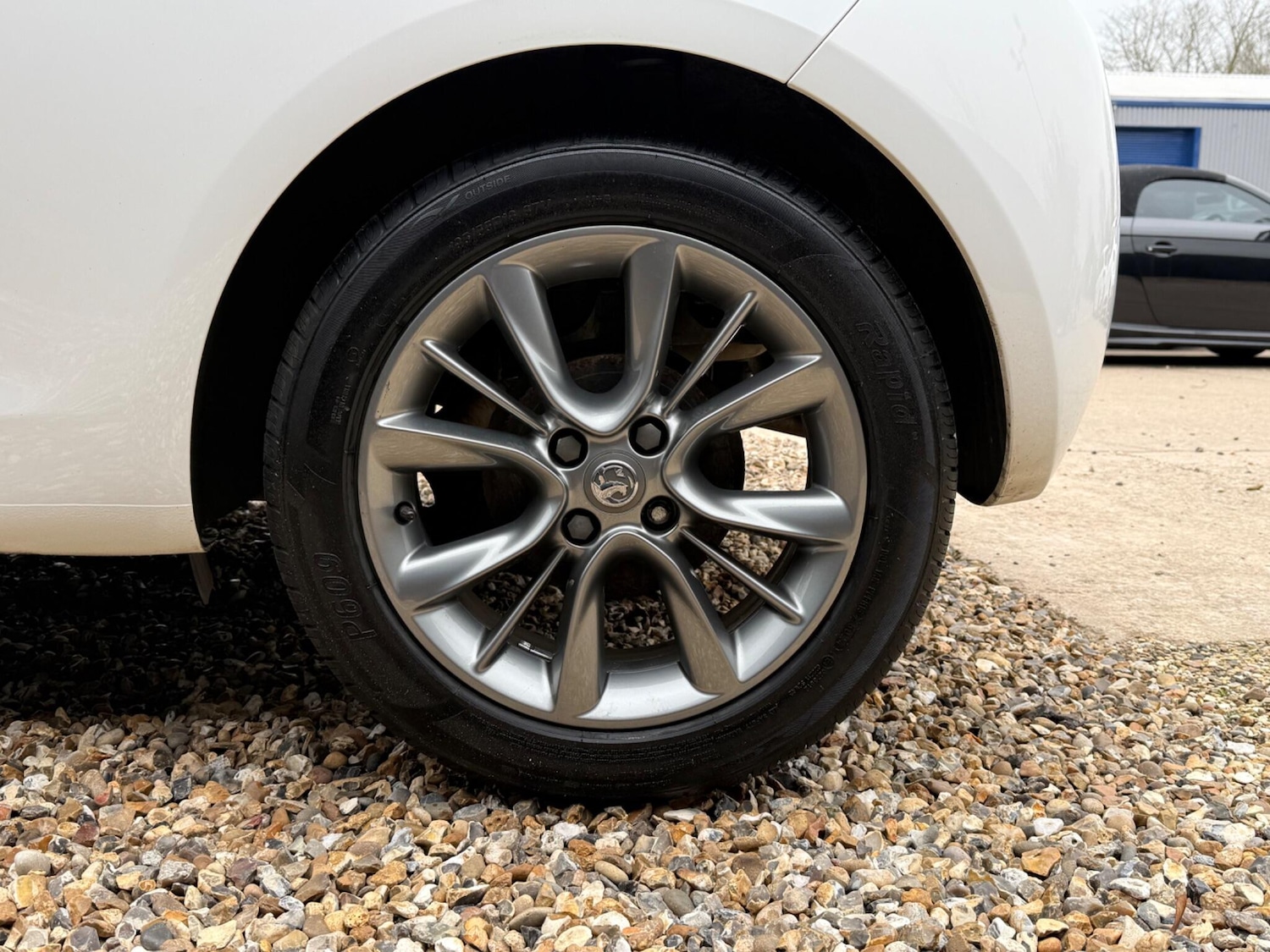 Used Vauxhall ADAM 2015 for sale - 77853537: Photo 8