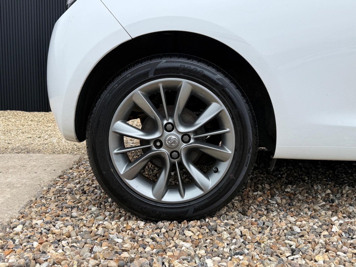 Used Vauxhall ADAM 2015 for sale - 77853537: Photo 9