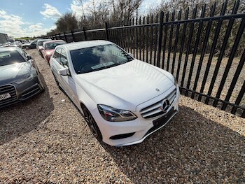 Used Mercedes-Benz E Class 2014 for sale - 77670797: Photo