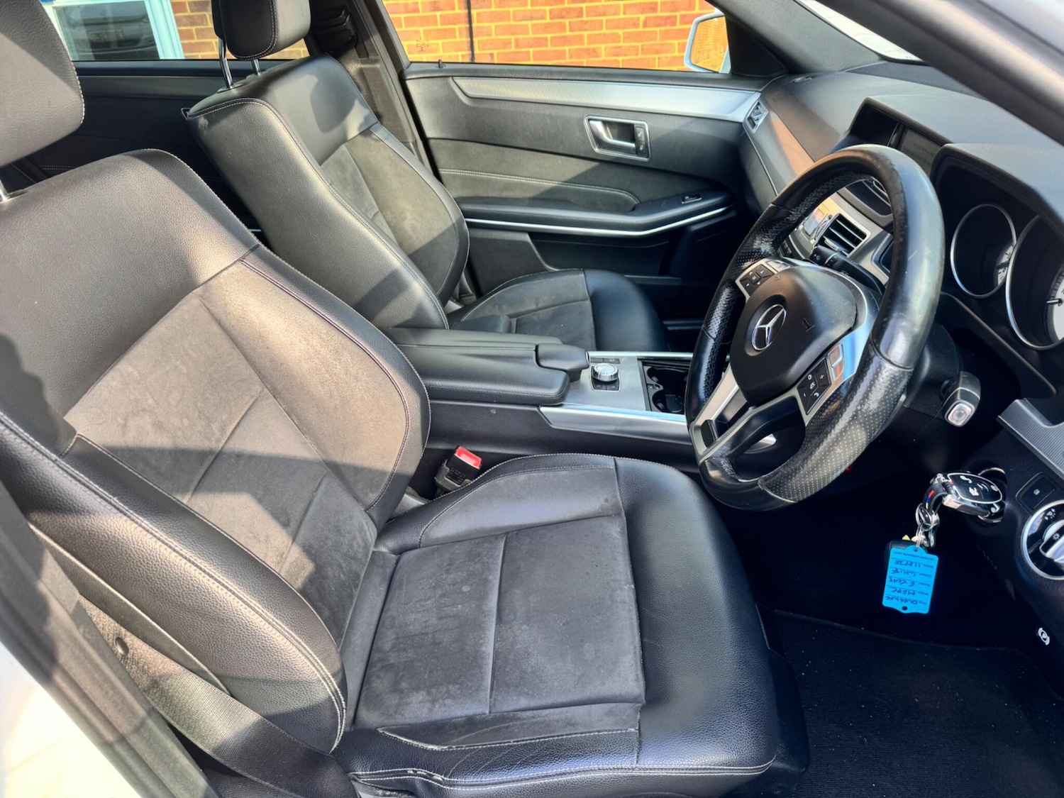 Used Mercedes-Benz E Class 2014 for sale - 77670797: Photo 9