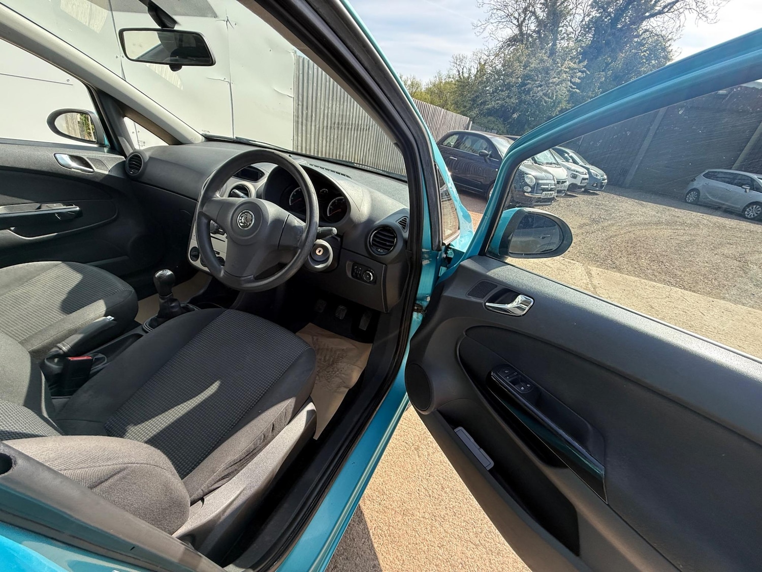 Used Vauxhall Corsa 2010 for sale - 76472250: Photo 12