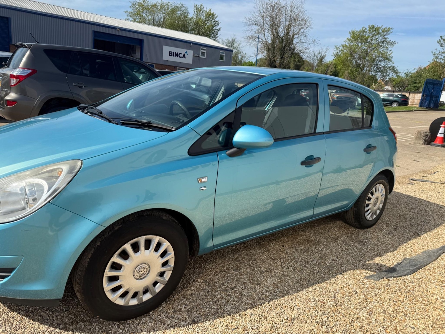 Used Vauxhall Corsa 2010 for sale - 76472250: Photo 4