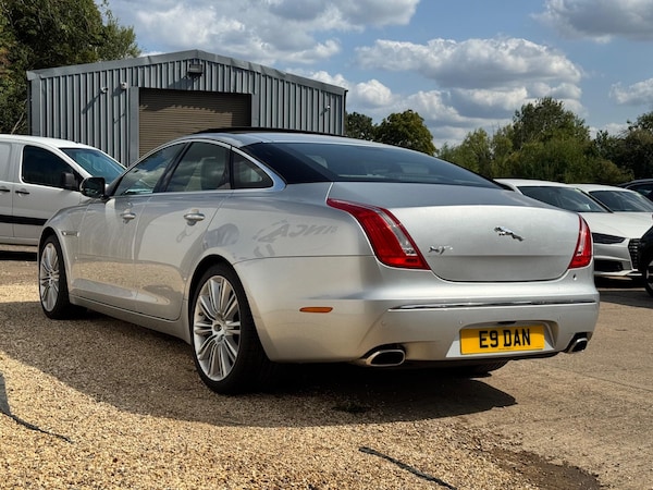 Used Jaguar XJ for sale - 75600065: Photo 10