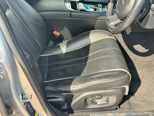 Used Jaguar XJ for sale - 75600065: Photo 23