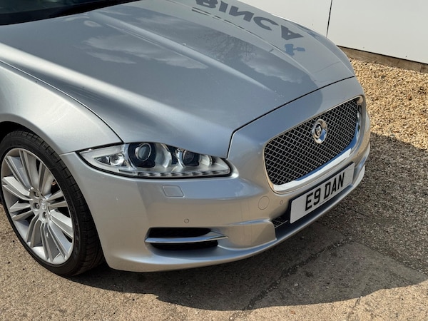 Used Jaguar XJ for sale - 75600065: Photo 5