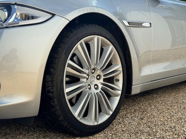 Used Jaguar XJ for sale - 75600065: Photo 7